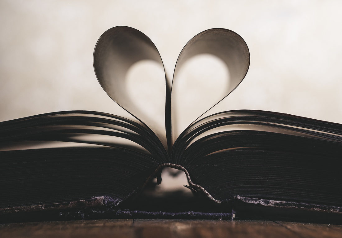 Bücher und andere Medien sind beliebt. Die Düsseldorfer leihen sich in den Stadtbüchereien immer mehr aus. gemeinfrei/pixabay.com