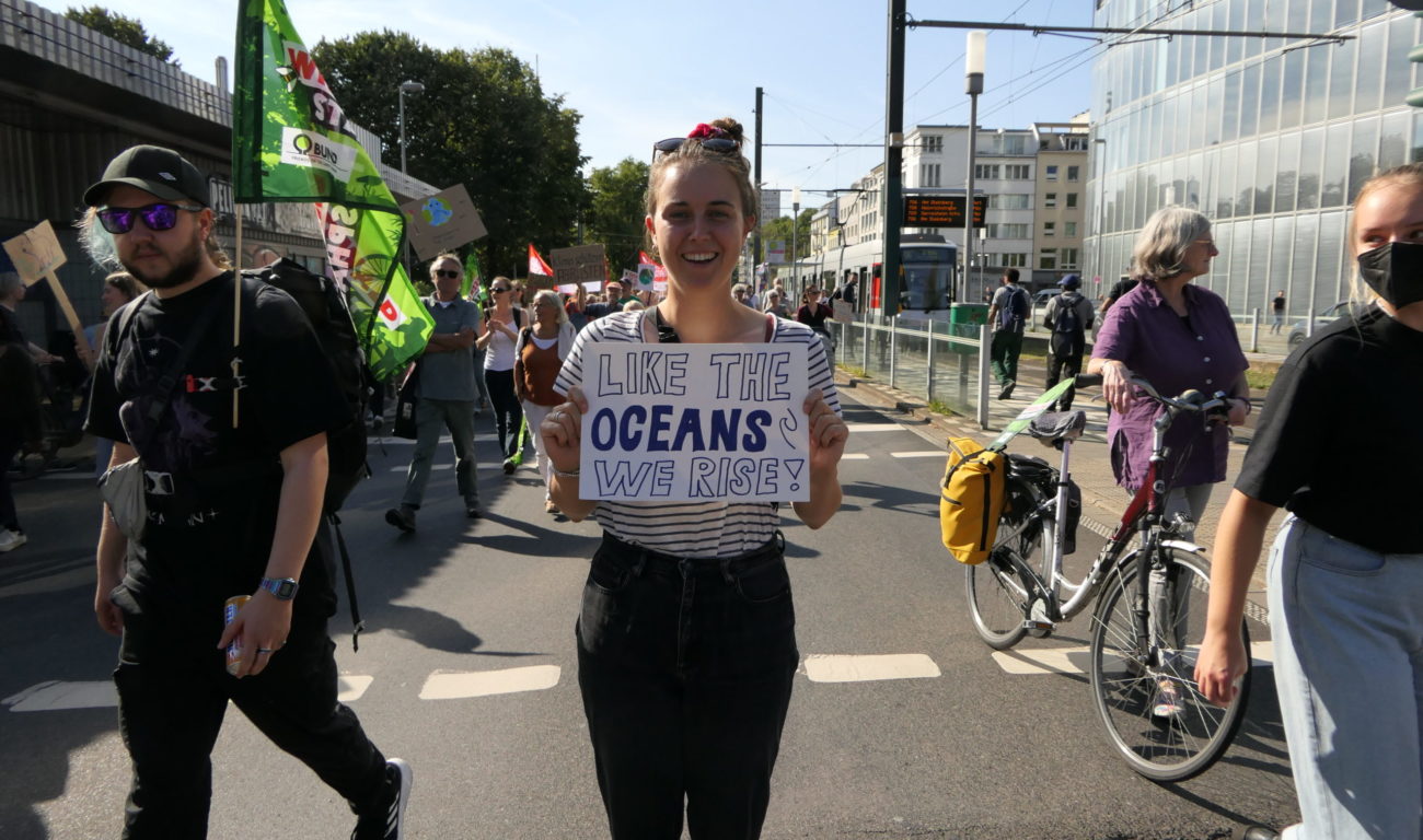 Demonstrieren für mehr Klimagerechtigkeit – Der 13. globale Klimastreik