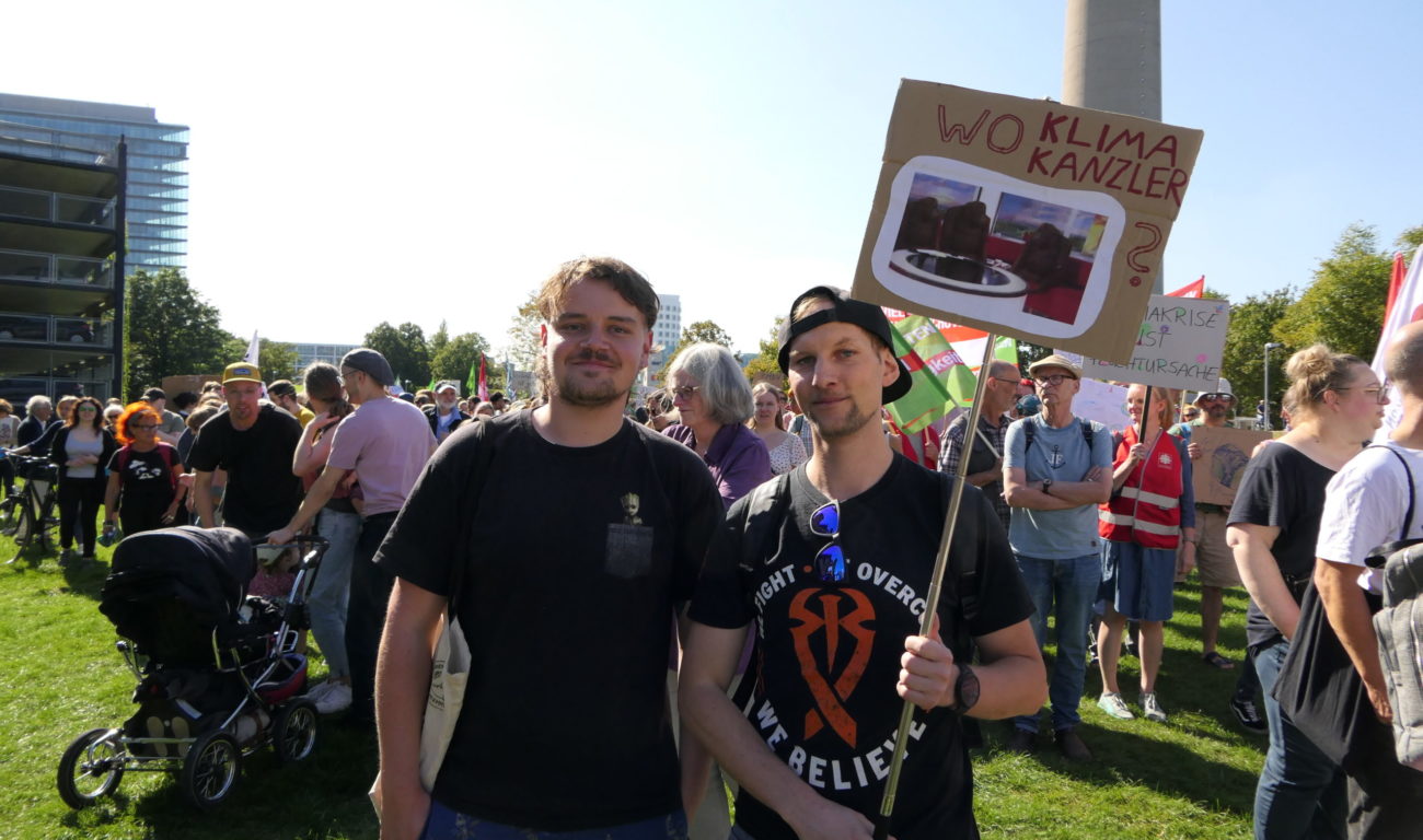 Rafael (24) und Maurice (32) haben von der jetzigen Regierung mehr erwartet. (Foto: youpod)