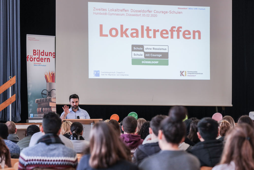 Viele Interessierte sind gekommen, um an dem Treffen teilzunehmen. (Foto: Landeshauptstadt Düsseldorf, Melanie Zanin)
