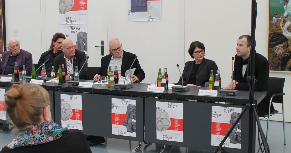 Von links: Hermann Focke, Clemens B. Goldbach, Michael Kortländer, Beat Wismer, Marianne Schirge und David Körner. Körner ist der Lehrer der Design-Abschlussklasse, die einen alternativen Design-Entwurf für DIE GROSSE erstellt hat. (Foto: Jonathan)