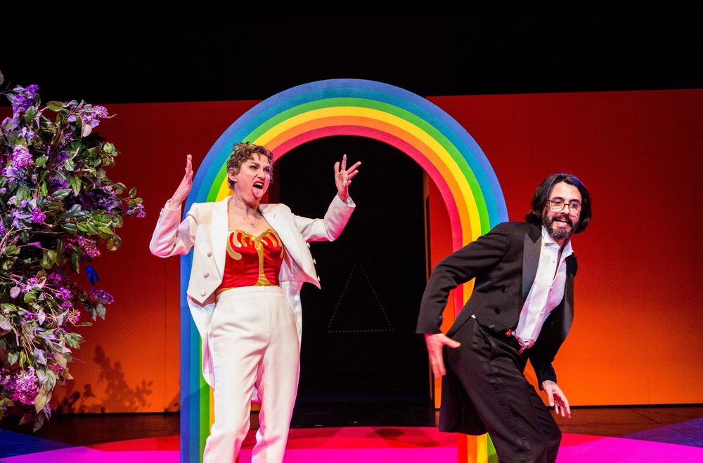 Auf dem Bild: Yvon Jansen, Rafael Sanchez – Foto: Ana Lukenda
