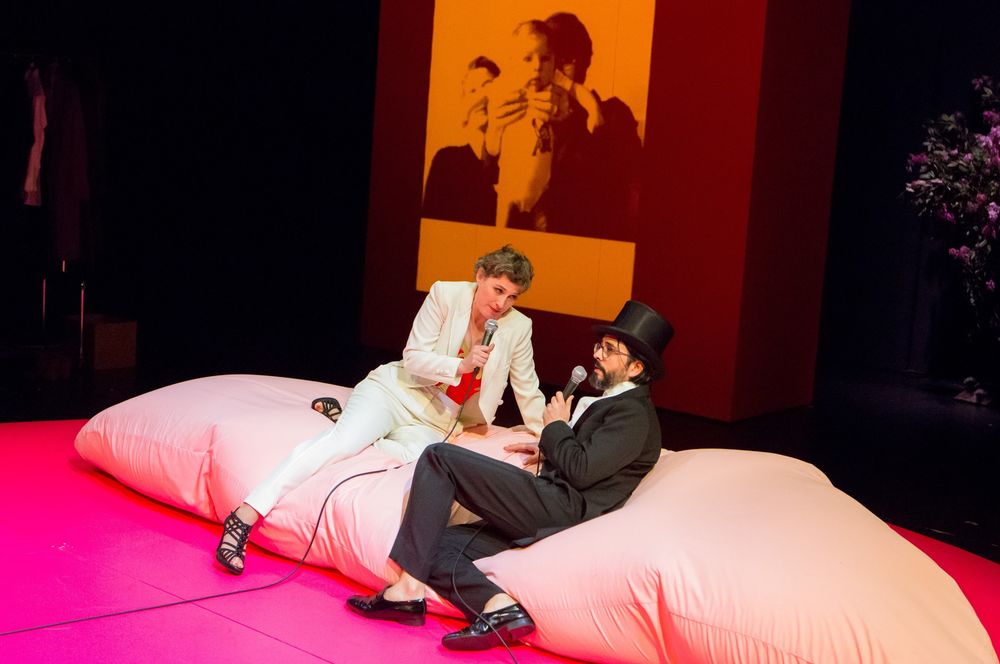 Auf dem Bild: Yvon Jansen, Rafael Sanchez – Foto: Ana Lukenda