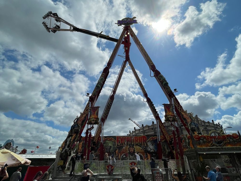 Lust auf einen Fall von 47 Metern? Excalibur kann euch das neben dem epischen Storytelling und den Soundeffekten bieten. (Foto: youpod/Athina)