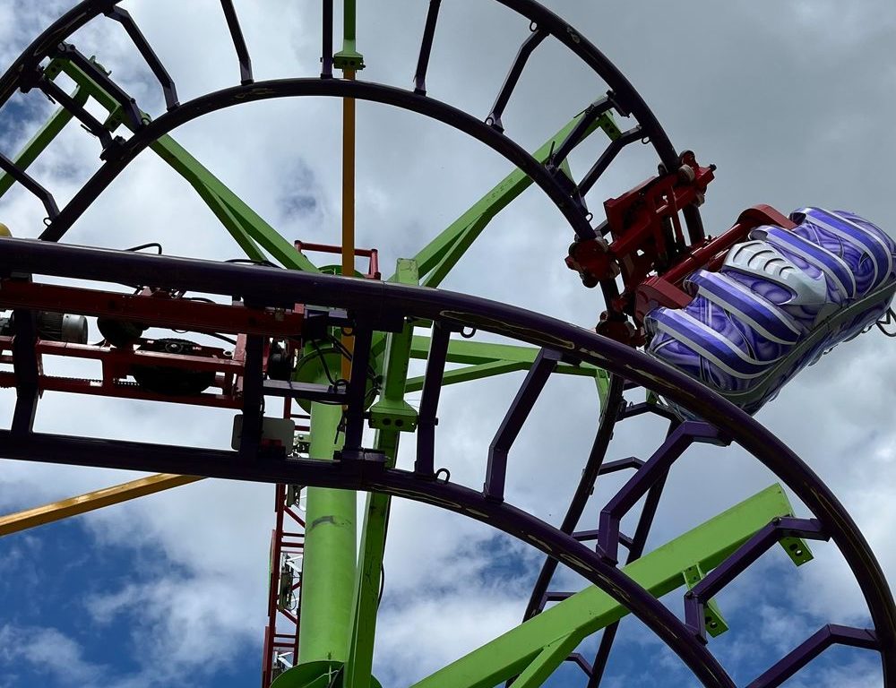 Eine Gondel des Euro Coasters bei freier Fahrt (Foto: youpod/Ari)