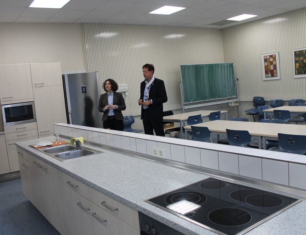 Mitspracherecht haben die Schüler auch wenn es ums Essen geht. Sie können ihr Essen auch selber zubereiten in der Küche. (Foto: Jonathan)