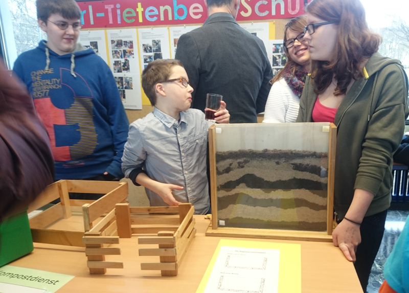 DSC_1817.jpg - Düsseldorf hat 15 Schulen der Zukunft - Lena Sauermann