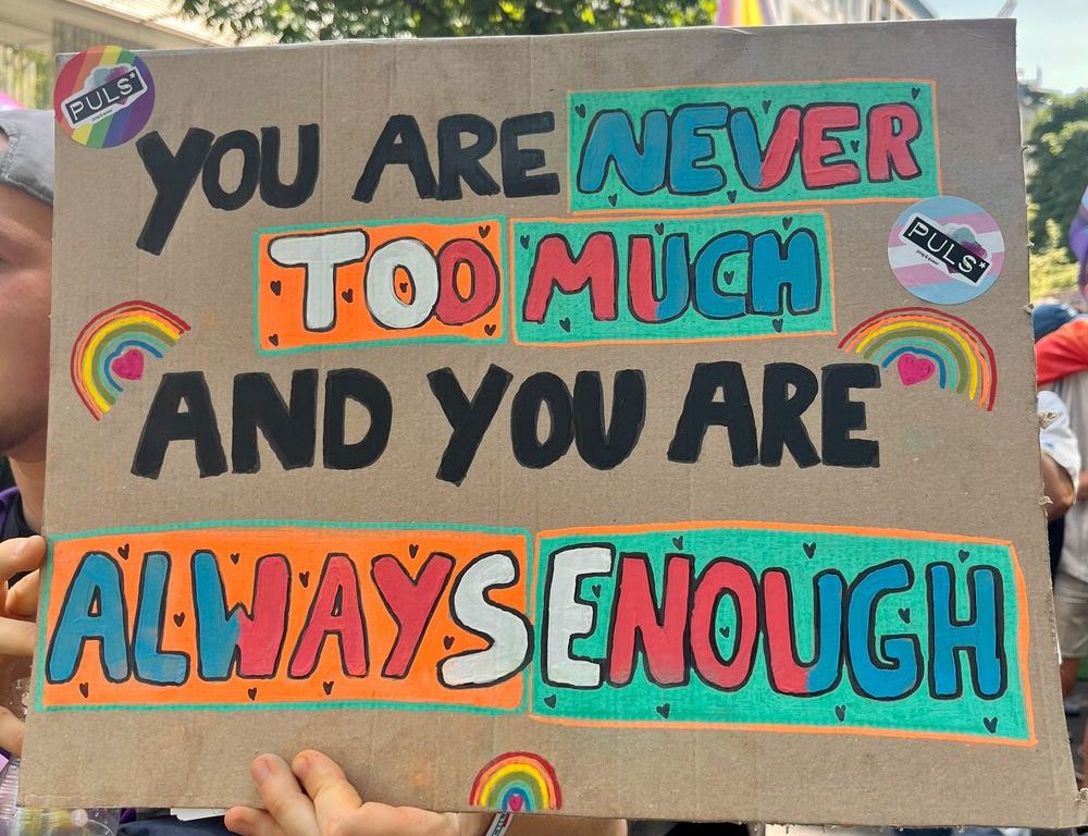 image00002.jpeg - Liebe verbindet – Hass zerstört: Rückblick auf den CSD Düsseldorf 2025